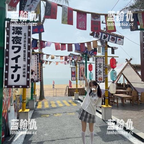17 www.17带你进入视频的奇妙世界,甜蜜的吃瓜时光等你来探索哦!