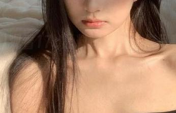 观看17c黑料爆料，让你尽享娱乐圈最劲爆黑幕，八卦一网打尽！