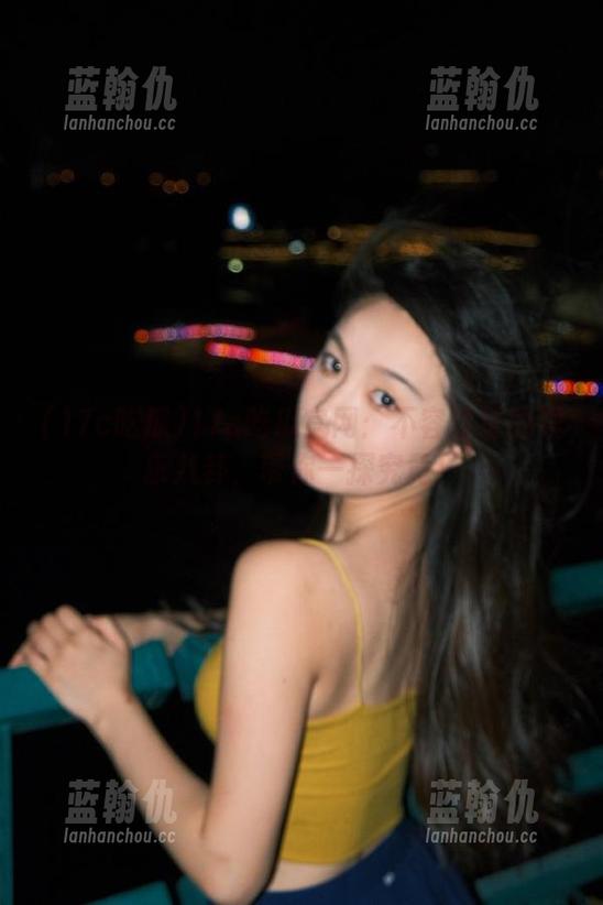 17c吃瓜官网：不容错过的娱乐八卦，带你一探究竟！