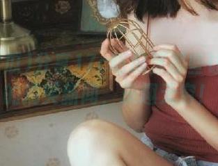 分享17c吃瓜里那些让人捧腹的搞笑新闻，乐趣无穷！