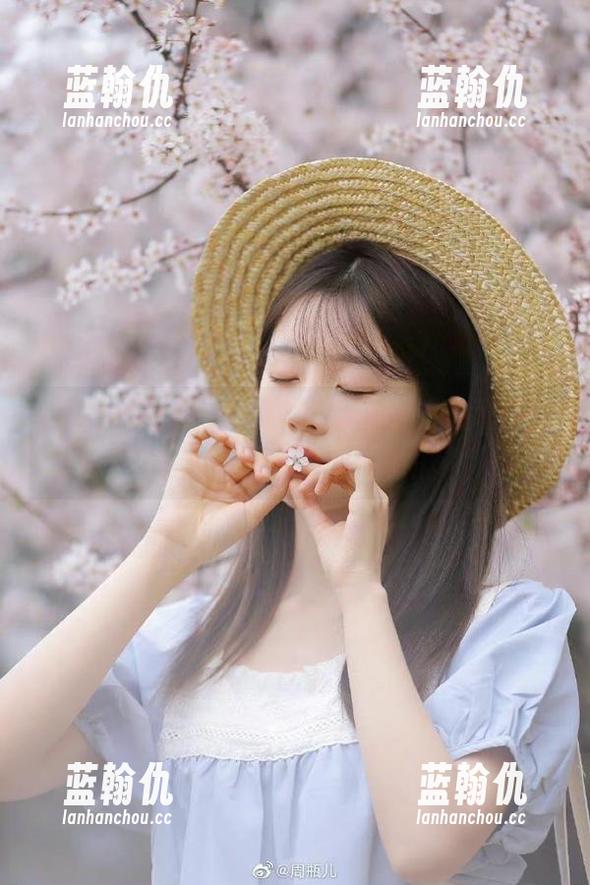 观看17c吃瓜，第一时间获取明星动态及绯闻揭秘！