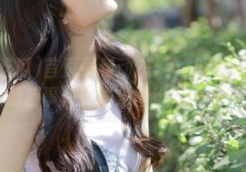 首页最新动态：17吃瓜曝出黑料蘑菇事件，娱乐圈纷争再次升级