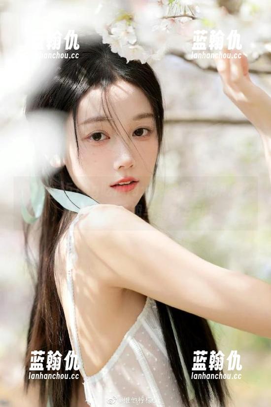 51cg 51cg吃瓜网:免费畅享吃瓜盛宴,收获无限乐趣与精彩互动!