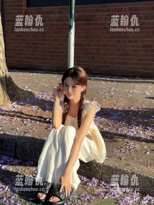 51每日吃瓜 永久分享51每日吃瓜必吃大瓜下载,畅享吃瓜乐趣不停歇!