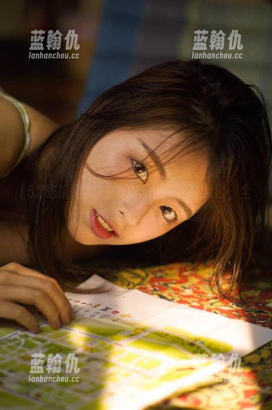 52吃瓜网 快来52吃瓜网下载入口,全天候追踪娱乐八卦信息