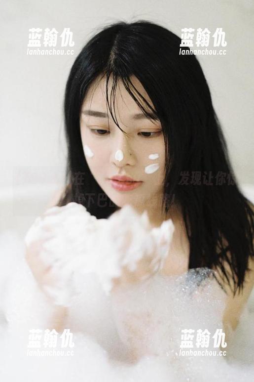 在“799.su”上，发现让你惊掉下巴的吃瓜线路！