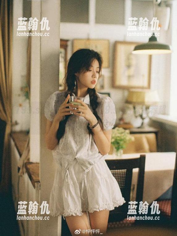 799.su 永不迷路:799.su为你推荐超火吃瓜视频合集