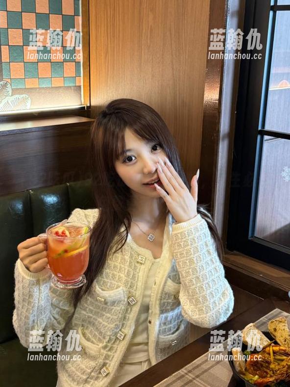 92吃瓜黑料不打烊，女生必看免费更新大爆料