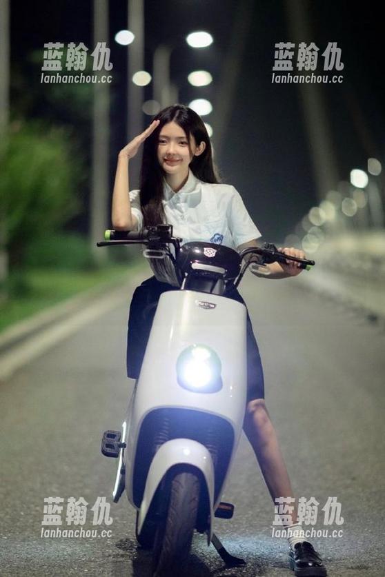 hlw 苹果版hlwbet上线啦,妹子带你轻松吃瓜不踩雷!