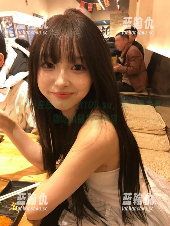 在线浏览zztt08.su，发现更多有趣吃瓜链接和内容