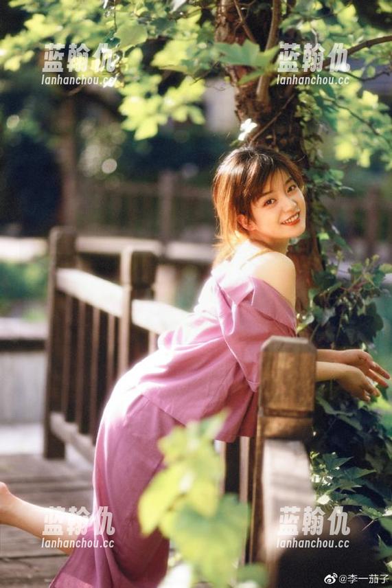 追逐精彩与真相：zztt黑料不打烊11苹果版让你了解动漫游戏的黑暗面！