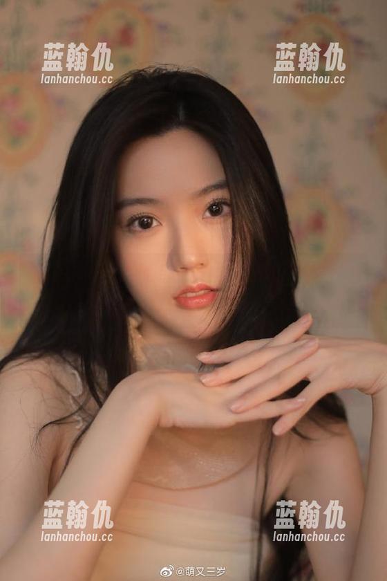 最新吃瓜网app火热下载中，赶快来获取最新吃瓜消息！