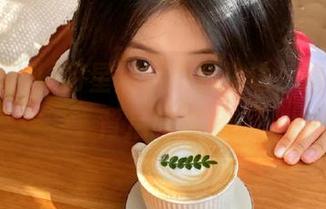 明星黑料免费推送，揭秘偶像背后的故事