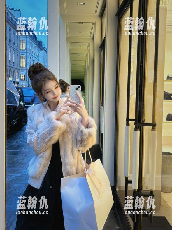明星黑料 明星黑料在线免费看,吃瓜群众必备观看神器!