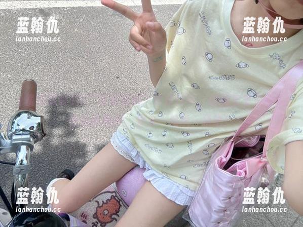 暴走黑料 在“暴走黑料”传送门中,隐藏着多少令人惊讶的黑料,快来一起扒一扒吧!