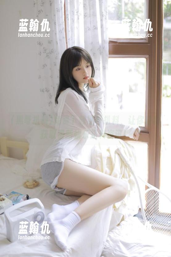 免费下载黑哥扒料，让你轻松获取最新娱乐扒料资讯！