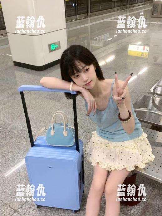 下载“黑料不打样”，真能让我掌握最新八卦还是被忽悠？