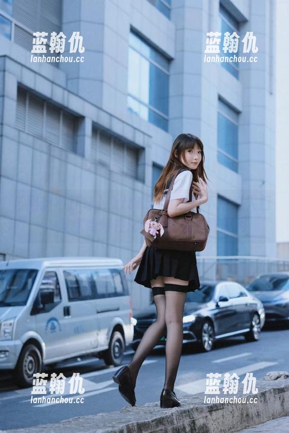 zztt15.su黑料不打烊入口：教你如何在ios设备上下载使用