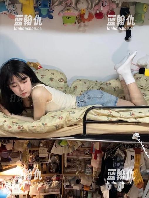 不想错过“黑料吃瓜不打烊”热榜上的劲爆消息？赶快来网址了解最新热门话题吧！