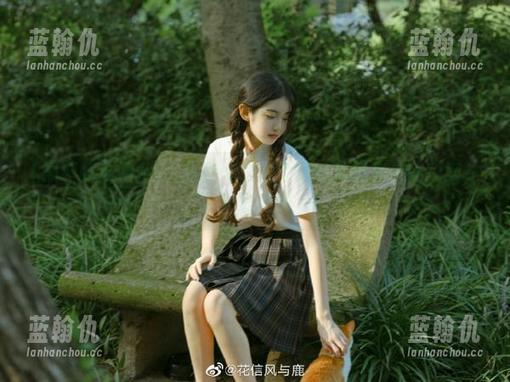 女生教你快速完成吃瓜网黑料吃瓜网站登录操作
