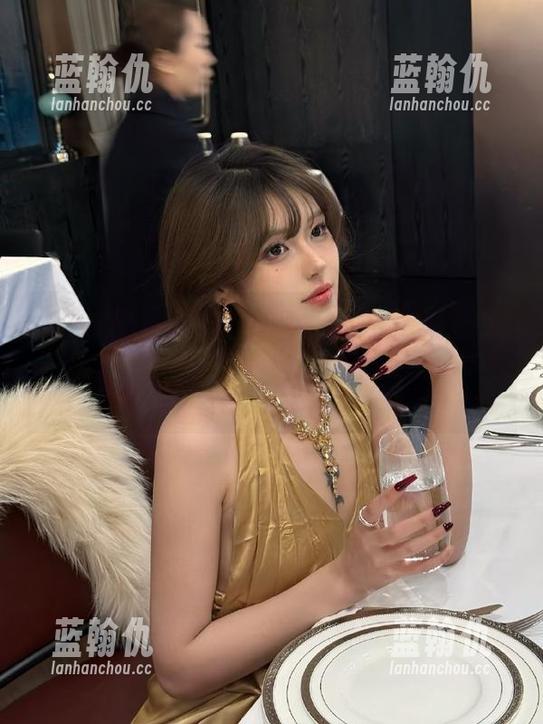 你知道吗？苹果版669.su黑料正能量入口网站上竟然藏着这些惊人八卦！
