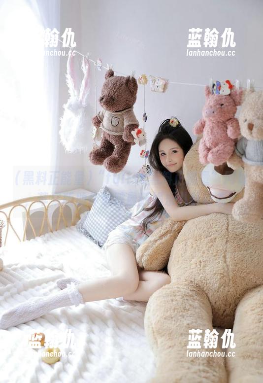 “fulisu黑料正能量”网址，苹果版助你追踪最新娱乐八卦动态！