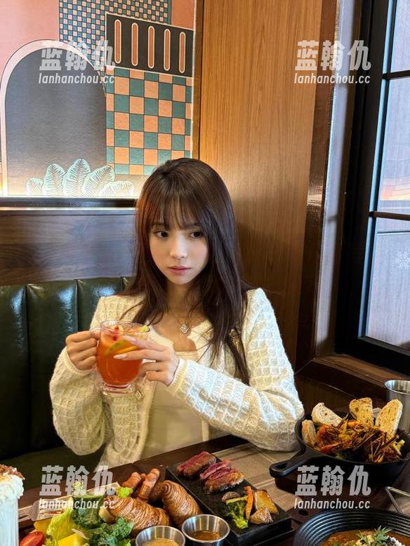 黑料社区今日曝光吃瓜全程直播，传送门带你全程追踪