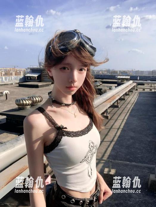 轻松寻找黑料网在线入口，苹果版让你随时随地获取热门八卦！