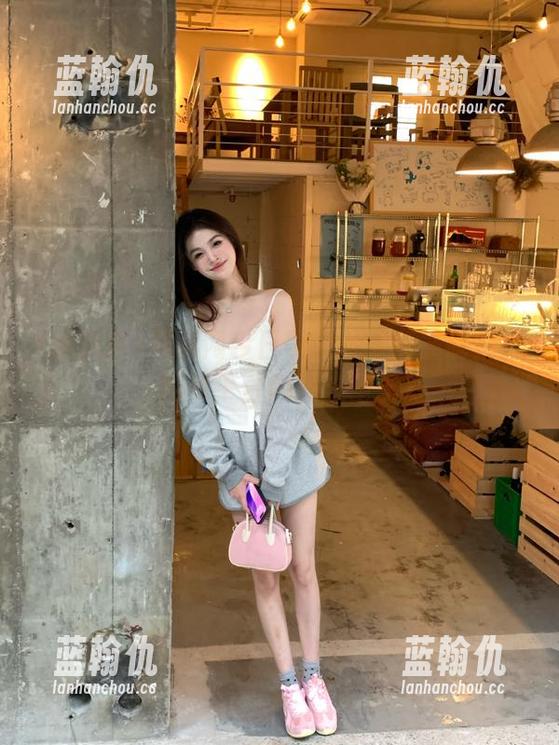 黑料网今日黑料苹果版重磅推出，网页平台内容丰富多彩
