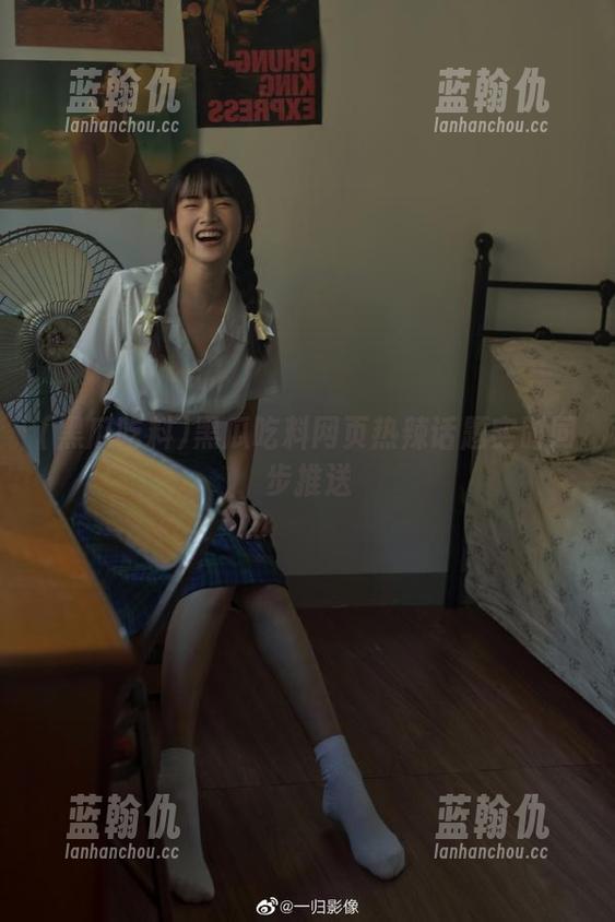 黑瓜吃料网页热辣话题实时同步推送